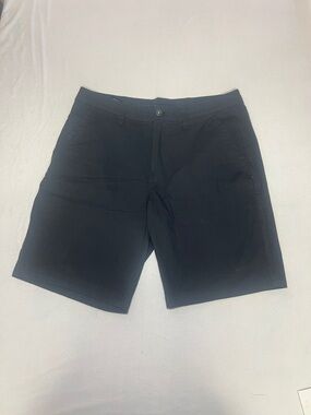 Weatherproof Men’s Black Flat-Front Shorts size 32